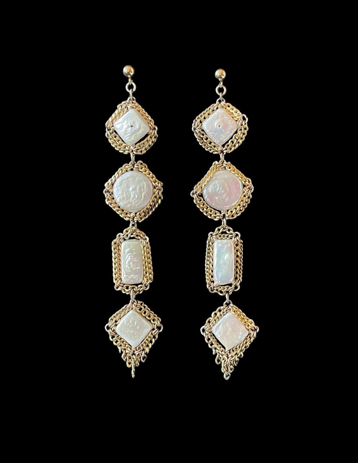 Coin Pearl Shoulder Dusters